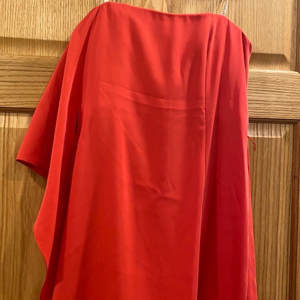 Halston Heritage One Sleeve Mini  Poppy - Picture 4 of 9